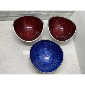 Set of 3 SimplyDesignz 5" BOWLS Blue Red Snack Metall Shiny Patterned Enamel
